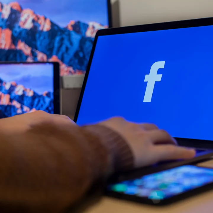 La bendición de que cierren Facebook e Instagram. Virtudes de la vida antigua