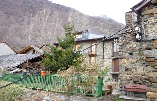 AINETO, el arte de crear tu propio pueblo