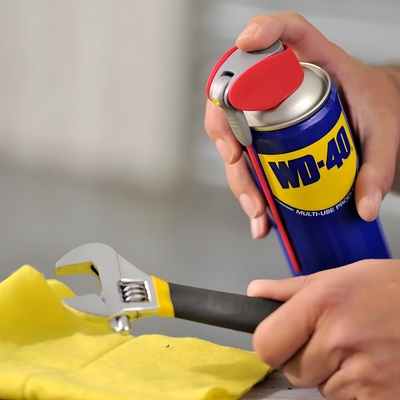 WD-40 Lubricante Doble Accion Multi-Uso Spray 250 ml