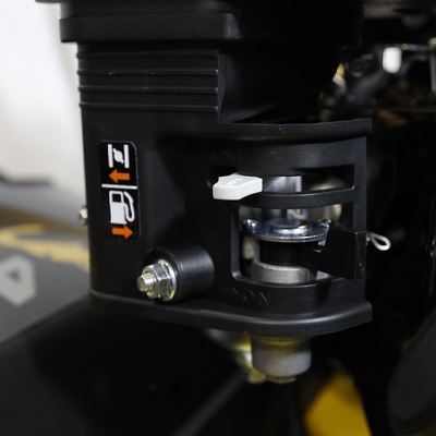 Barredora Peinadora Cesped Artificial Garland Roll & Comb 602 QG-V21