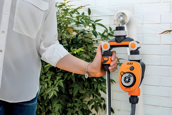 Distribuidor de Doble Salida con Doble Regulacion 3/4